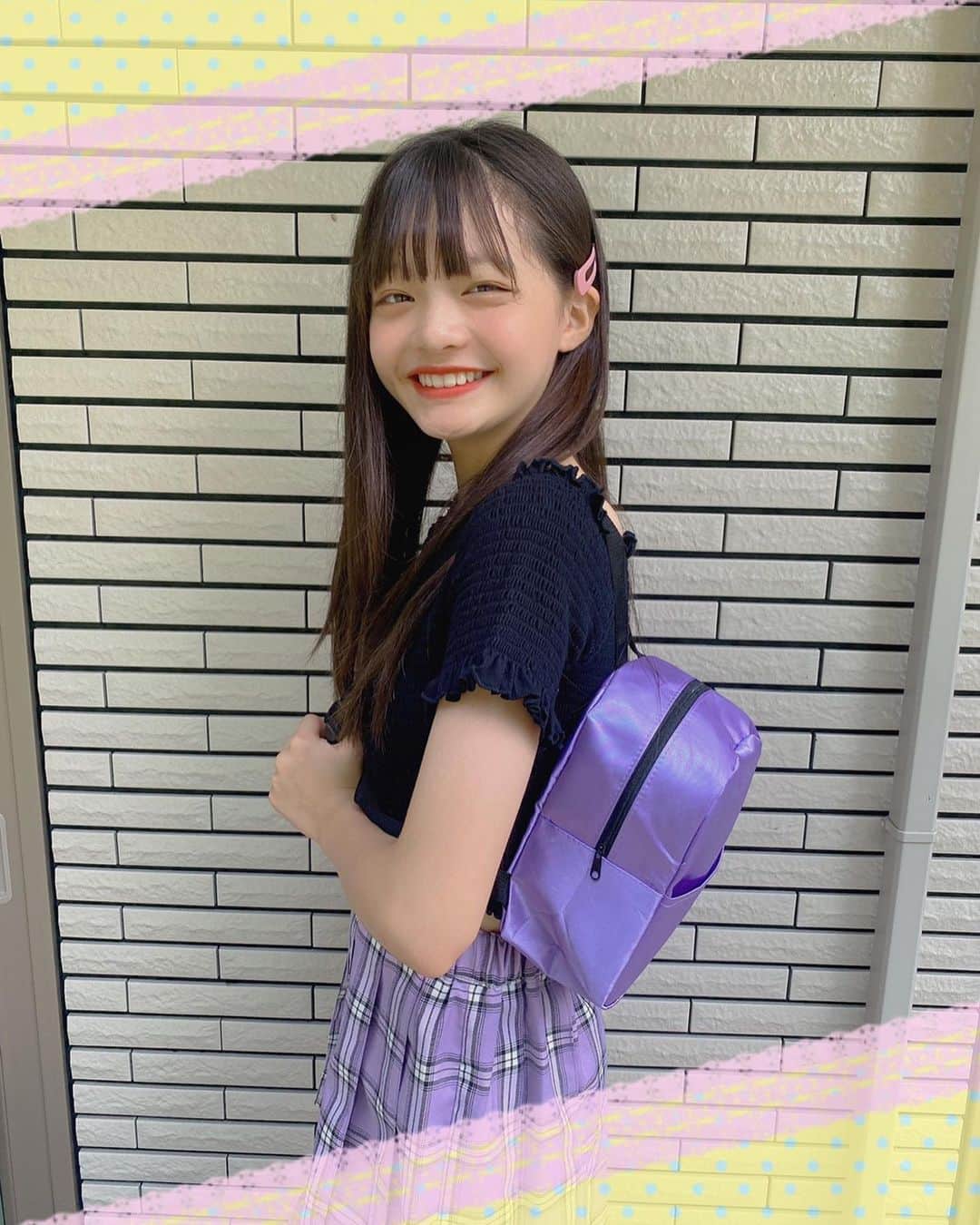 ニコ☆プチのインスタグラム：「10月号発売まで残りわずか👌🏻 今のうちにゲットしよ！ . . 8月号の付録はニコ⭐️プチスクールのオリジナルリュック💜 コンパクトでシンプル可愛くて超お気に入り！！ パープル大好き！！ 最近購入したパープルのスカートに合わせてみたよ！！ スポーティでもガーリーでもどんなテイストにも存在感を出してくれるリュック♪つるつるした手触りも好きなポイント！ 形もしっかりしてて意外とたくさん入るんだよ〜♡ みんなも、このリュックでいろんなコーデ楽しんでね💜 . .  #ニコプチ #ニコプチふろく #プチモのふろくの使い方  #ニコプチふろくのある生活  #ニコプチスクール #ふろく #川崎王愛」