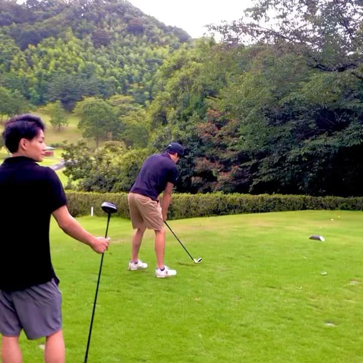 五島誉博のインスタグラム：「最高の休日 今日のMVP 「ワンオンチャレンジ🏌️‍♂️」 #ゴルフ #🏌️‍♂️⛳️」
