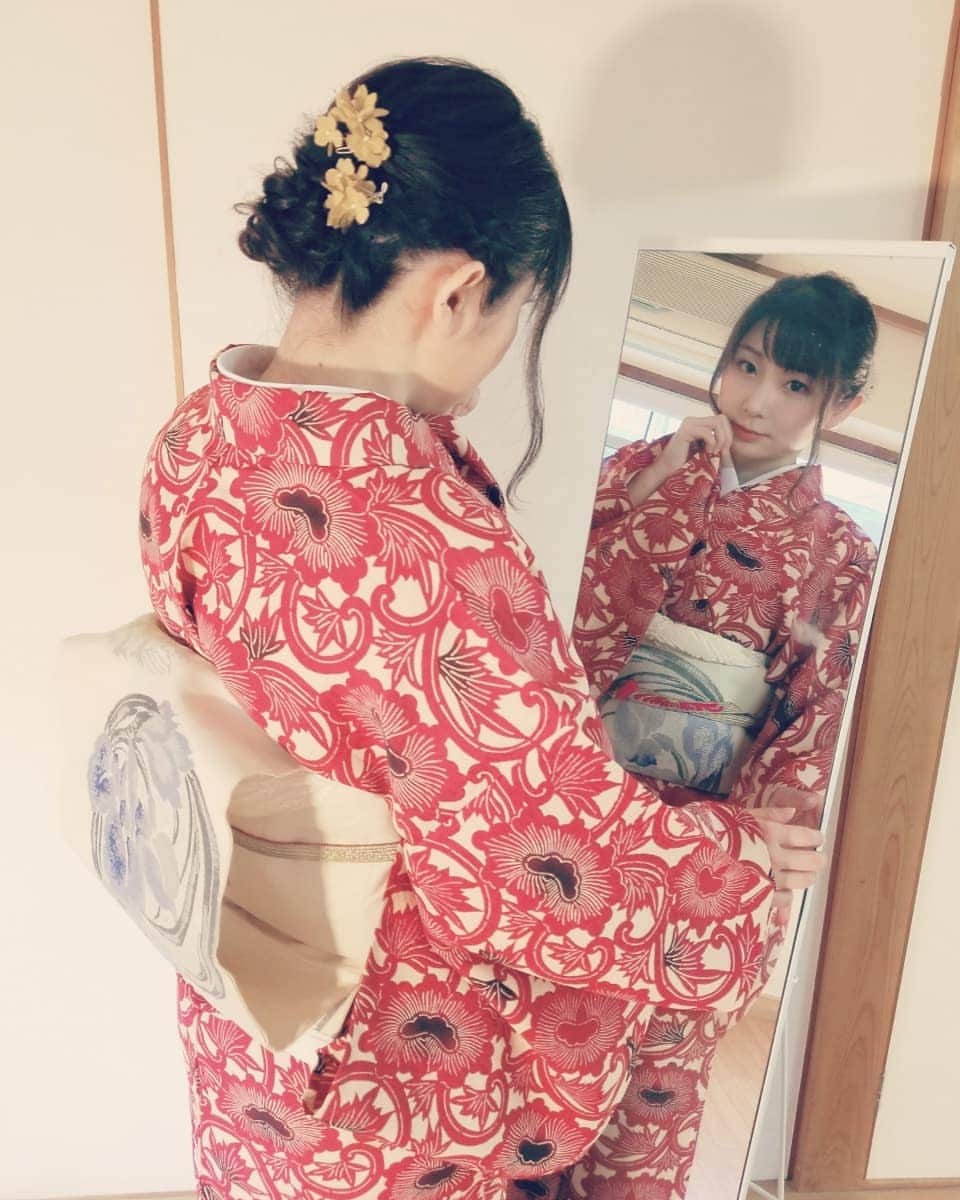 のインスタグラム：「8月13日(金)『ケンコバのBAKO2ナイト』に出演します📺  サンテレビ 毎週金曜日 25:15～ KBS京都 毎週日曜日 25:15～ ぎふチャン 毎週金曜日 25:00～ びわ湖放送 毎週金曜日25:40～  番組HP http://bakobako.tv/」