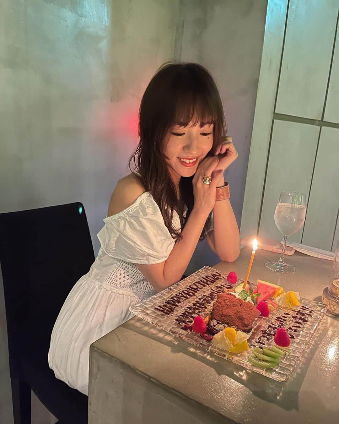 前田希美（まえのん）さんのインスタグラム写真 - (前田希美（まえのん）Instagram)「なちょにずっと誕生日お祝いしたいですって 言ってもらってて なかなか予定が合わず会えてなかったけど、 今日はなちょが誕生日をお祝いしてくれました。  ありがとう～なちょ♡ 可愛い可愛い妹です。 @nachos_kimono」8月10日 20時03分 - maeda_nozomi