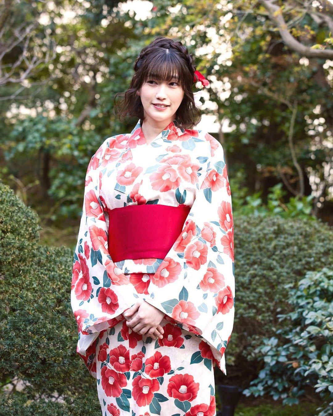 西原さつき（さつきぽん）のインスタグラム：「* ⁡ 👘🌺  #過去ピク  早く浴衣着て遊びに行きたいな。」