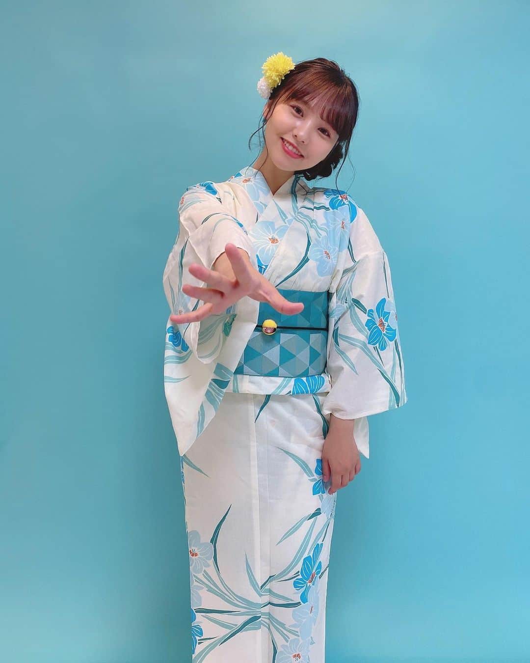 本郷柚巴のインスタグラム：「お祭り行こ〜🎐  #浴衣 #夏 #お祭り」