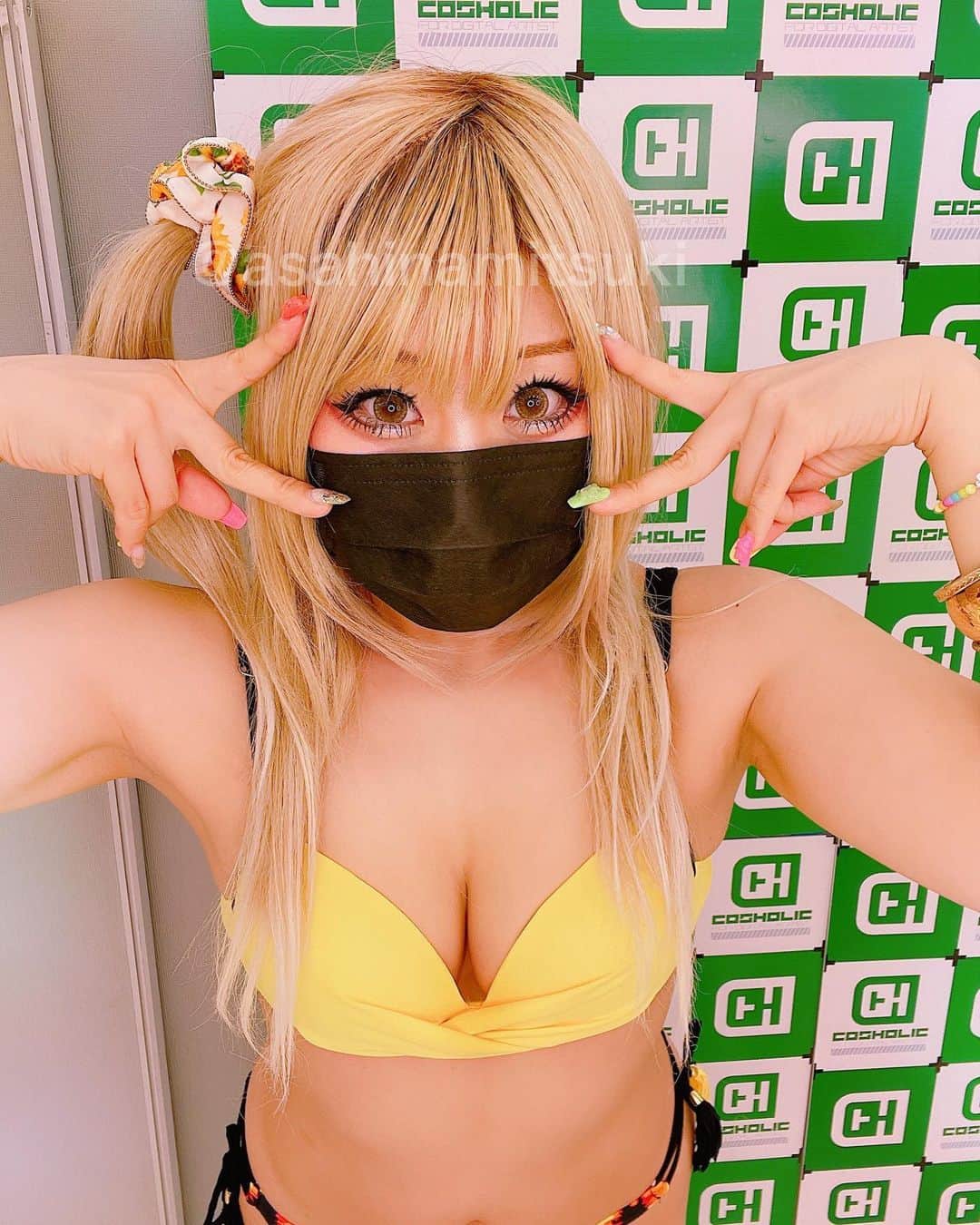 のインスタグラム：「✌️✨✨    #コスプレ #グラビア  #コスホリック  #ビキニ　 #life #instagood #instagram #instalike  #cosplaygirl #selfie #cosplayer #cosplay #otaku #gamergirl #gamergirls #自撮り女子 #japanesegirl #japanese #japanesecosplay  #curvygirl #gal #xoxo💋 #코스프레 #여자 #여자친구 #」