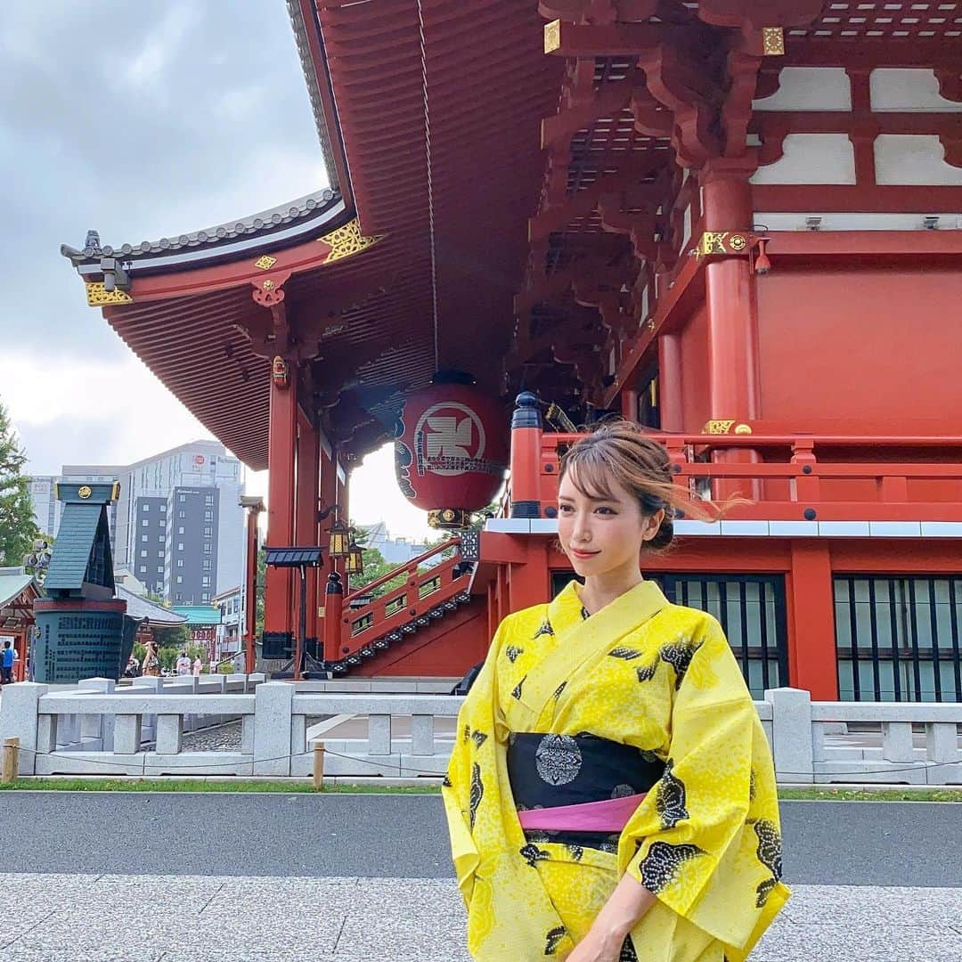 大矢真夕さんのインスタグラム写真 - (大矢真夕Instagram)「浴衣デー✨👘 . . 撮影の傍からiPhoneでも撮ってもらっていたので . . また色々載せます😆 . . . . .  #浴衣 #浴衣ヘアアレンジ #浴衣女子 #浴衣ヘア #ヘアアレンジ #ヘアスタイル #ヘア #ヘアセット #hairstyle #hairstyles #hairarrange #撮影 #撮影モデル #夏 #igersjp #ootdfashion #tokyo  #🇯🇵  #モデル #photo_japan #photo_jpn  #temple #写真部 #写真 #寺 #instagramjapan #ファインダー越しの世界  #cooljapan #明治神宮 #ig_japan」8月10日 21時39分 - mayuohya