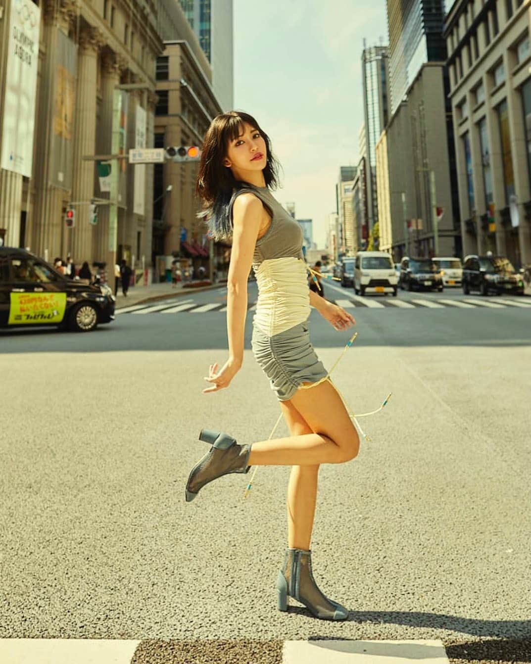 城品萌音さんのインスタグラム写真 - (城品萌音Instagram)「♡ Tokyo is still hot❤️‍🔥 #monemilk  #femaledj #endofsummer」8月25日 22時46分 - monemilk