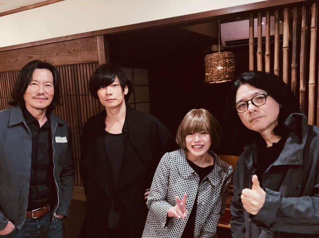 北川悦吏子のインスタグラム：「ウチカレ、Blu-ray&DVD発売になりました！よろしく！！あの頃撮った写真。洋平くんを紹介してくれた岩井さんも^_^。https://www.amazon.co.jp/dp/B08Z4CVFSV/ref=cm_sw_r_cp_awdb_imm_V4A3HW8TMH6XA9M2819V?_encoding=UTF8&psc=1」