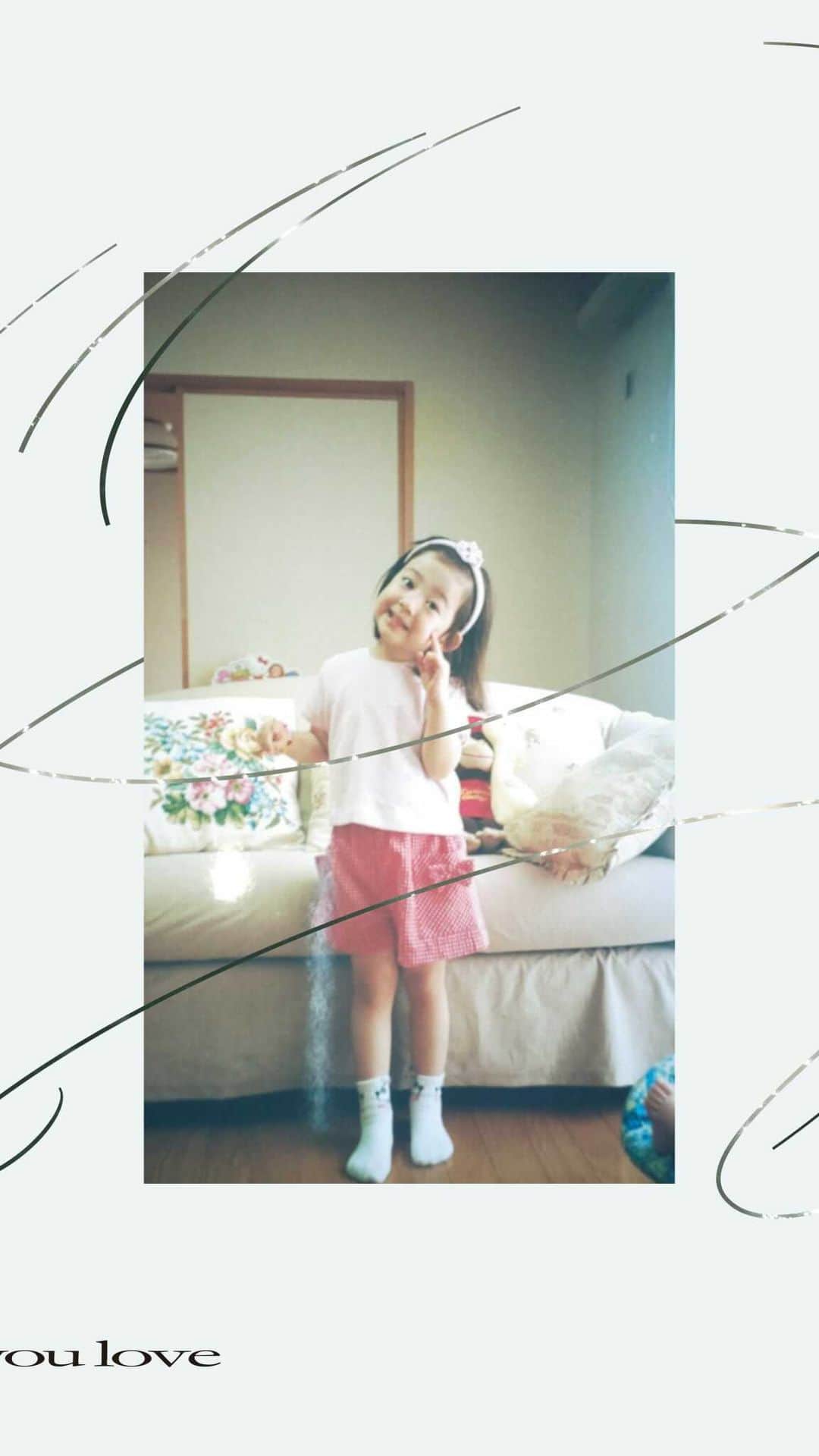 羊文学のインスタグラム：「. _____________________    羊文学  『you love』ep    release today _____________________  自分の安心できる場所や、帰る場所を探している人たちへ  収録曲 01. マヨイガ 02. あの街に風吹けば 03. なつのせいです 04. 白河夜船 05. 夜を越えて 06. マヨイガ with 蓮沼執太フィル  ストリーミング、CD購入はプロフィールのリンクから  #youlove」