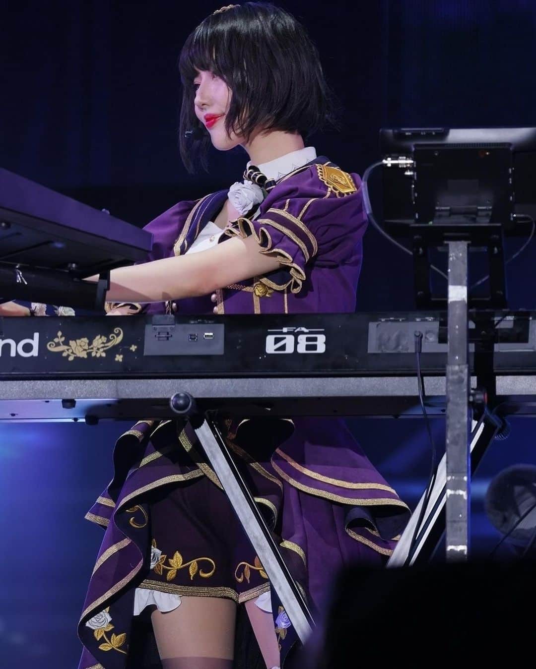 志崎樺音さんのインスタグラム写真 - (志崎樺音Instagram)「・ BanG Dream! 9th☆LIVE 「The Beginning」LIVE写真🥀　  #roselia #keyboard」8月25日 15時09分 - kshizaki_official