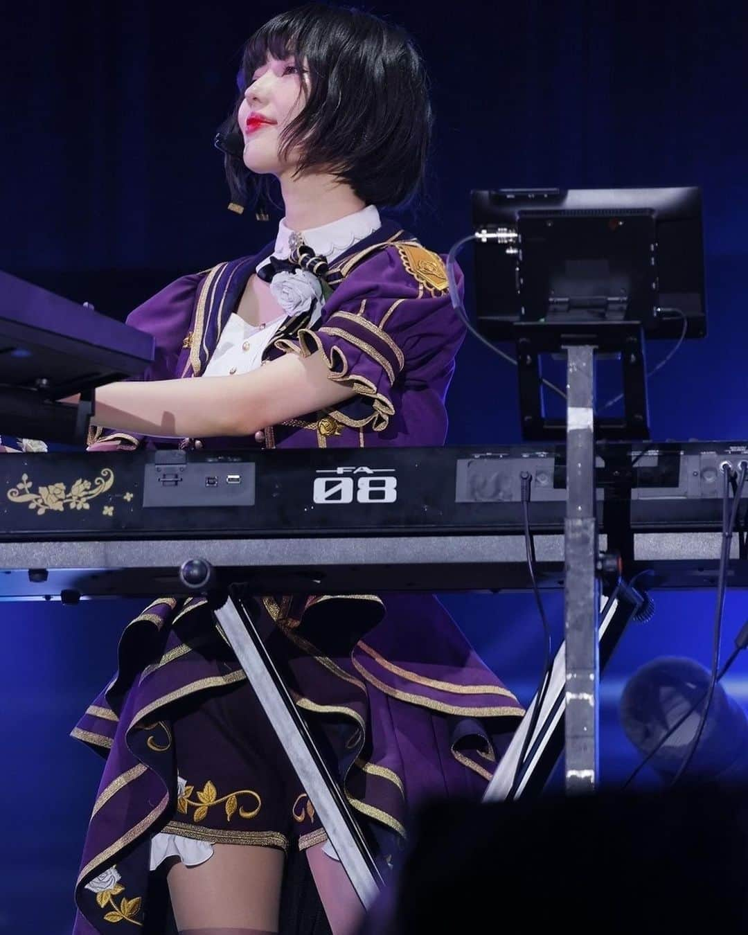 志崎樺音さんのインスタグラム写真 - (志崎樺音Instagram)「・ BanG Dream! 9th☆LIVE 「The Beginning」LIVE写真🥀　  #roselia #keyboard」8月25日 15時09分 - kshizaki_official