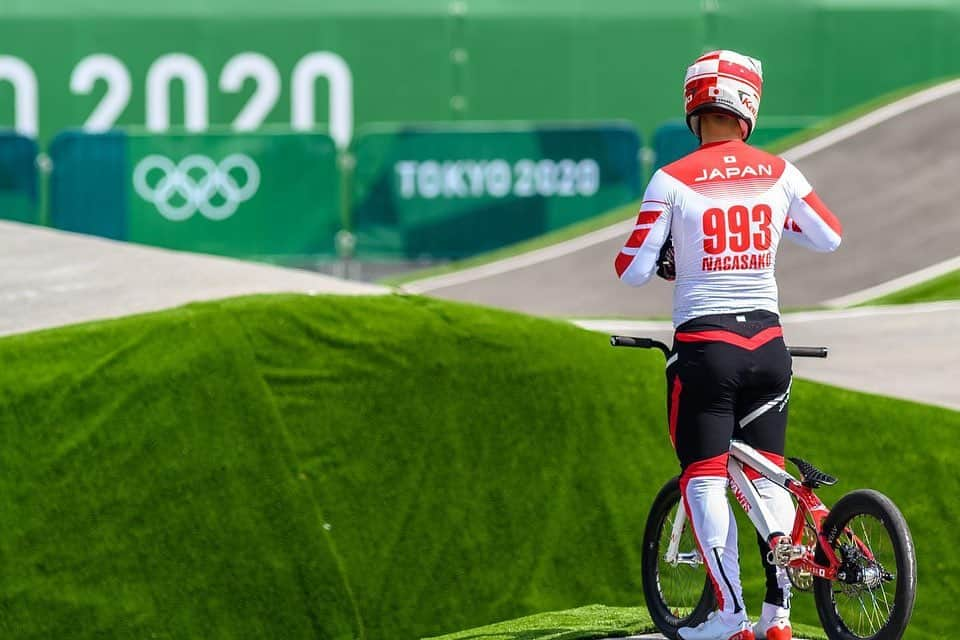 長迫吉拓のインスタグラム：「Now I’m back to Japan and the chapter ends…. When I start riding bmx at 4yrs old that never thought this two wheels brings me this far where I am today as a person… As I said in a “docu” that I supposed to be retired after the Olympics last month. But I was in the one of the best shape ever and there is another big race at the one of my favorite country in the Netherlands so why not to keep going! Unfortunately I crashed 1/8 final and my bmx race career has come to an end, but be honest I wasn’t sad at all… I felt like I reached my limit in BMX and can’t improve any more… Everyone is just so fast and strong. I did my one of the best performance at the Olympics ended up with 17th place which is  made me like that’s it… actually the other way of feeling as I said in a “Docu” that I retire bmx.   It wasn’t easy for me to based in Europe to keep racing bmx, especially foundations wise was very hard when I was 18 but I could live full time athlete since then I had a lot of help that I can’t mention everyone…  Level of BMX race in Asia was by far behind about 10yrs ago, but I wanted to be the guy who can show the potential of Asian and give the passion to who rides their BMX in Asia. Happy to see the Indonesians Jr women leading their heat at the world champs last weekend… that was something I’ve never seen it before…  Anyway I won’t stop riding bmx, at least I’ll still keep racing for next generation that is what I can do, and I will be full time track cyclist, that is my passion as well. Looking forward to the next chapter and some of the KEY I learnt from @niekkimmann while I was interviewing for the “Docu” also learnt a lot of things from @wcc_cycling specially last couple years from my coach @liamphillips65 and @masahirosampei, teammate @simonmarquart179 @saehatakeyama @zoeclaessenss @einarlindberg   The documentary we made that is my treasure forever my life time.  Thank you!!!」