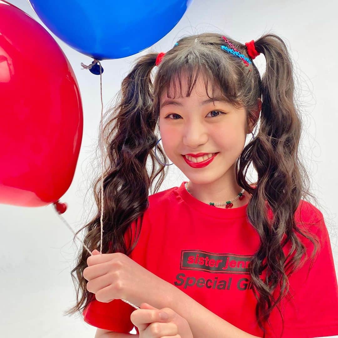 ニコ☆プチのインスタグラム：「🌟NEWS🌟 . ミアイがインスタを始めたよ💗 フォロー&応えんよろしくねっ🥳 ⏬ @miai_hamasaki.official  . #濱﨑心愛 #ミアイ #ニコプチ」