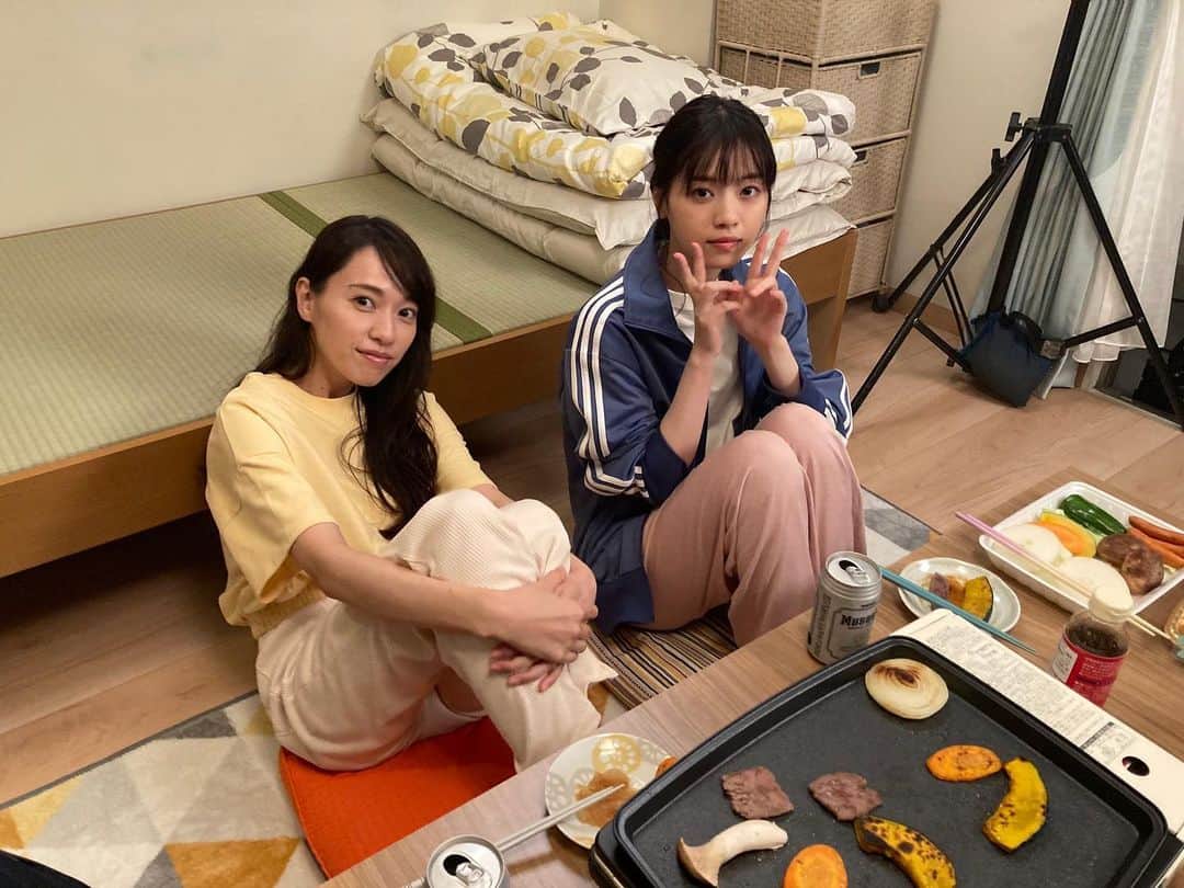 戸田恵梨香のインスタグラム：「(｀・ω・´)  ハコヅメ、本日22時からです🥩🥕🙌  #戸田恵梨香 #西野七瀬 #ハコヅメ」