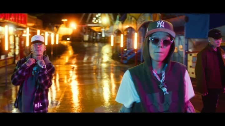 JP THE WAVYのインスタグラム：「KOWICHI - Rockstar feat. JP THE WAVY , T-Pablow (prod. ZOT on the WAVE & dubby bunny) OUT NOW🎸💫」