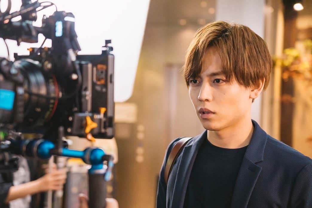 岩岡徹さんのインスタグラム写真 - (岩岡徹Instagram)「🎥🟦」8月11日 13時26分 - da_ice_toru_iwaoka