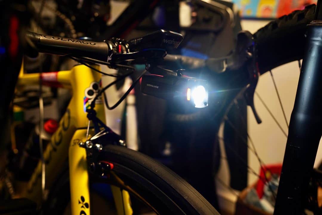 土井雪広さんのインスタグラム写真 - (土井雪広Instagram)「明日の朝練に向けて。  #colnago #cycling #gcn #morningride」8月11日 22時18分 - yukihirodoi.pic