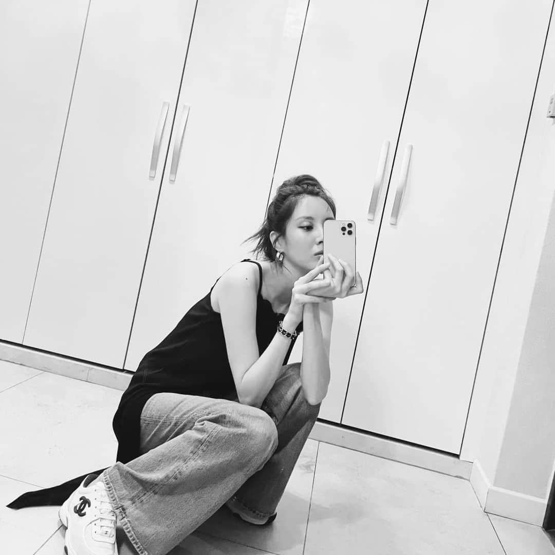 ソヒョンさんのインスタグラム写真 - (ソヒョンInstagram)「🖤」8月11日 19時14分 - seojuhyun_s