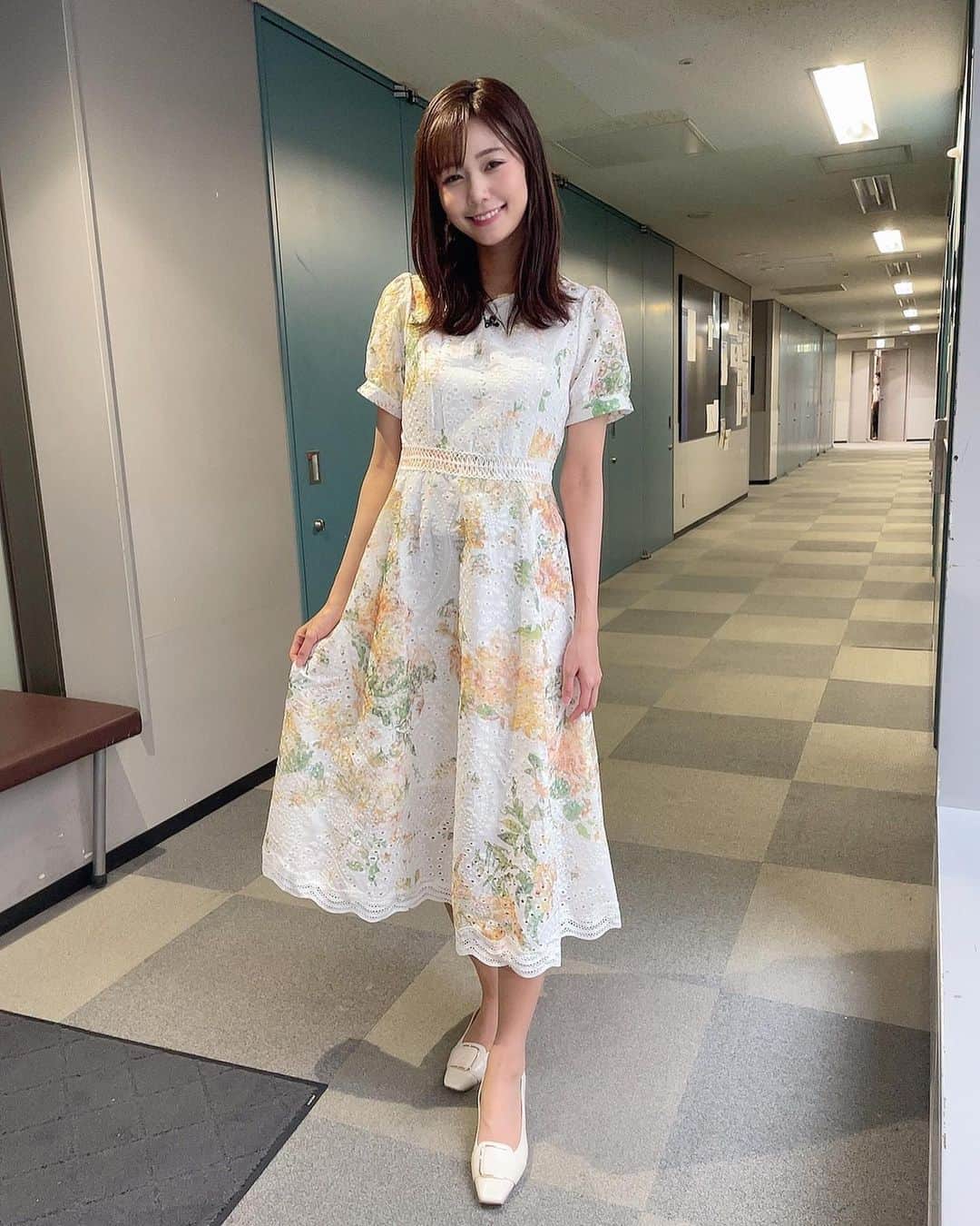 杉浦みずきのインスタグラム：「. 7月以降のサンデー衣装🌻 全部ワンピだ🤭 ・ ・ 1枚目 ワンピース　@wildlily_daikanyama  イヤリング　@grossejapan パンプス　@dianashoespress 2枚目 ワンピース　@royalparty_official  イヤリング　@phoebe_official  パンプス　@dianashoespress 3枚目 ワンピース　@and.couture  イヤリング　@grossejapan」