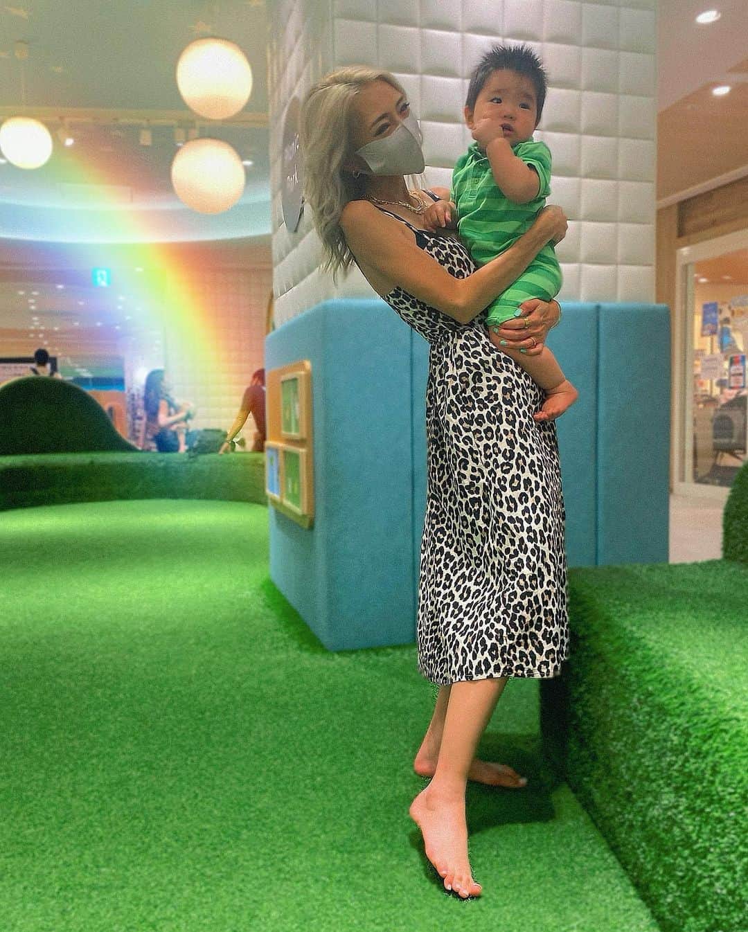 角田麻央さんのインスタグラム写真 - (角田麻央Instagram)「🐆🌈 もっと自由に色んなとこ行ったりやったりしたいけどさ、 よく考えてみたら健康じゃないと何もできないよね！！ だから私は大切な人達が元気でいてくれればそれでいーや🦋 ほんとーは、生きてるだけで幸せなんだぜ🙌🏽 子供を産んでからさらに毎日思うこと🤍🤍🤍 動物園に行きたいから自分がなってみたよ🐆苦笑 #健康第一 #生きてるだけで丸儲け #ポエマオ #ママライフ」8月11日 20時53分 - maotsunoda888