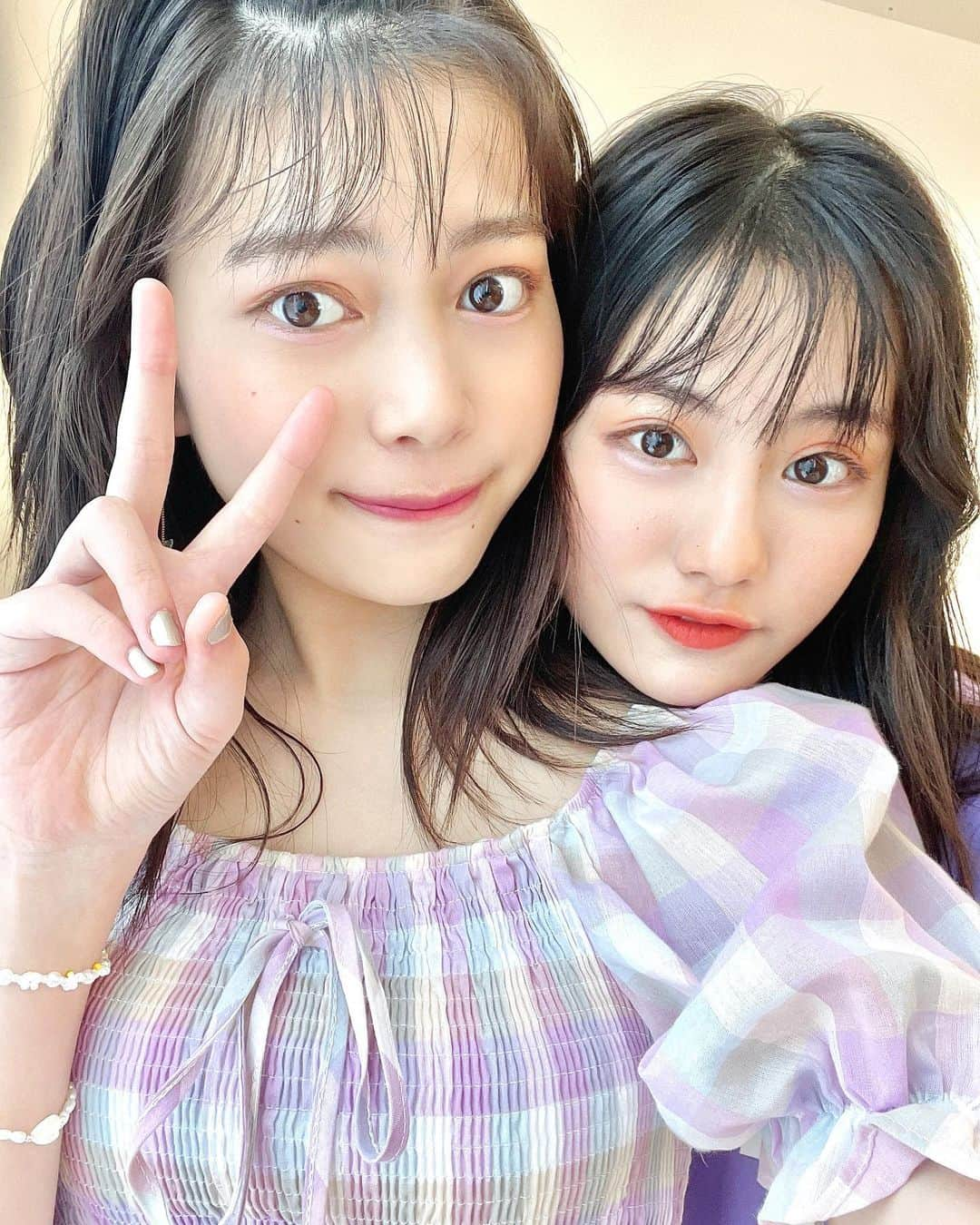 広瀬まのか︎さんのインスタグラム写真 - (広瀬まのか︎Instagram)「おしゃべりくっつきまん るぅちゃんまん  #関谷瑠紀 #広瀬まのか」8月11日 21時28分 - manoka_hirose