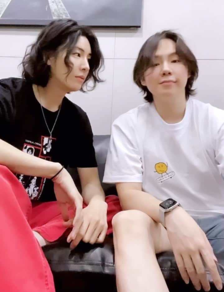 ノ・ミヌのインスタグラム：「we are family 👴🏻👦🏻 @i_ll13」