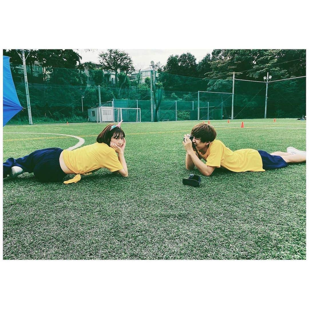 岡本夏美さんのインスタグラム写真 - (岡本夏美Instagram)「ayu sato  オフショット 🏃‍♀️🍋 おきにいり！ @honeylemon_eiga」8月12日 17時20分 - okamoto_natsumi