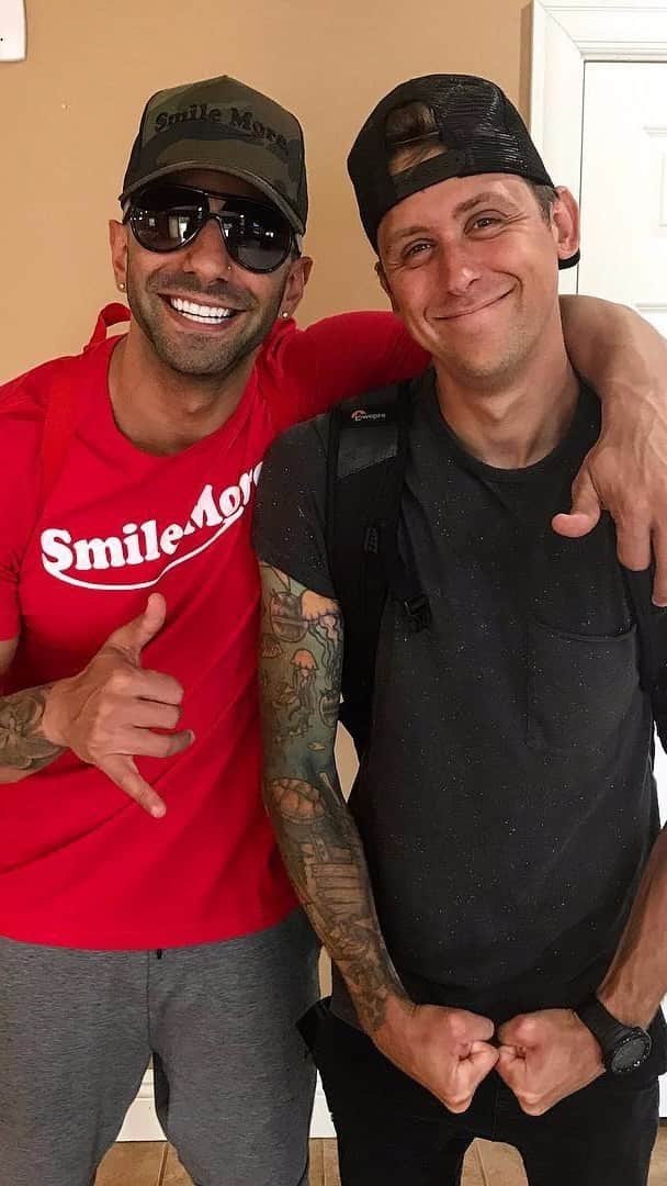 ローマン・アトウッドのインスタグラム
