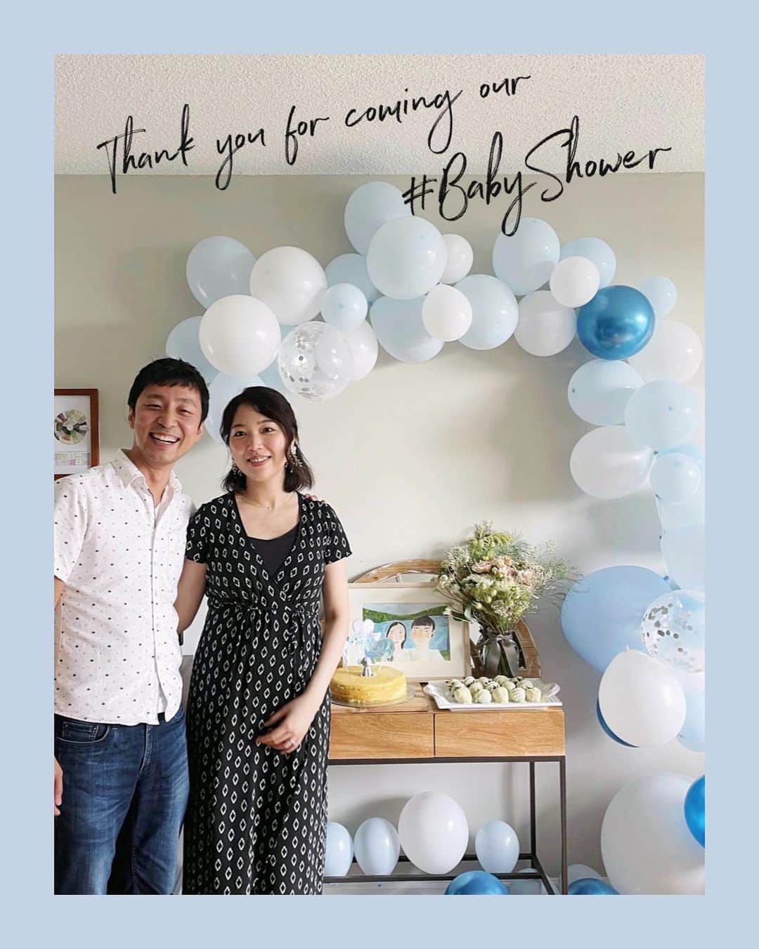 永瀬まりのインスタグラム：「We had a baby shower last month🥂Due in October💙💙ご報告続きで恐縮なのですが、お腹の赤ちゃんが8ヶ月に入りました😊  私の体が少し弱いこともありこんなに早く授かれるとは自分でも思っていなかったのですが、ここまで順調に育ってくれている逞しい命に感謝をする毎日です🙏  そして先月コロナの規制が緩和されたタイミングで、アメリカの慣習にならいNYの自宅でささやかなBaby Showerを催しました💫  お料理は手作りで用意をし、水色をテーマにスイーツを作ってみたり、お礼のギフトにバスボムを作ってみたりと楽しく準備を頑張りました🤗郊外まで足を運んでくれたみんなの愛に改めて感謝しています💗  後期に入っても持病のことがあるのでなかなか手放しで安心はできないのですが、後半戦も体調第一でがんばります🙇‍♀️  We had a baby shower at home in July🥂  I cooked a lot of party food, light blue themed sweets and also made bath bombs as a thank you gift 🛁 It was a wonderful memory, thanks to my friends!  My belly is even bigger now than it was at this moment! Can't wait to see my baby💗💗  #babyshower#maternity#happy」
