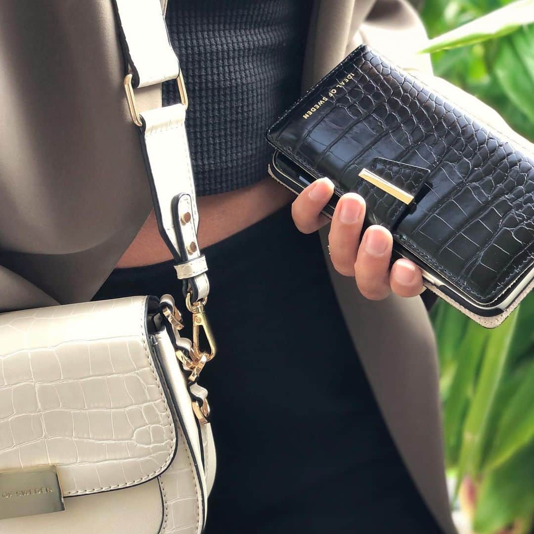 My chan || 舞ちゃんのインスタグラム：「Big summer sale @idealofsweden ♡ Get an additional 15% off with code missmychan15 site wide!  #IdealOfSweden のサマーセールでは全品30%オフです♡  プロモコードmissmychan15 でプラス15%になります！#adv」