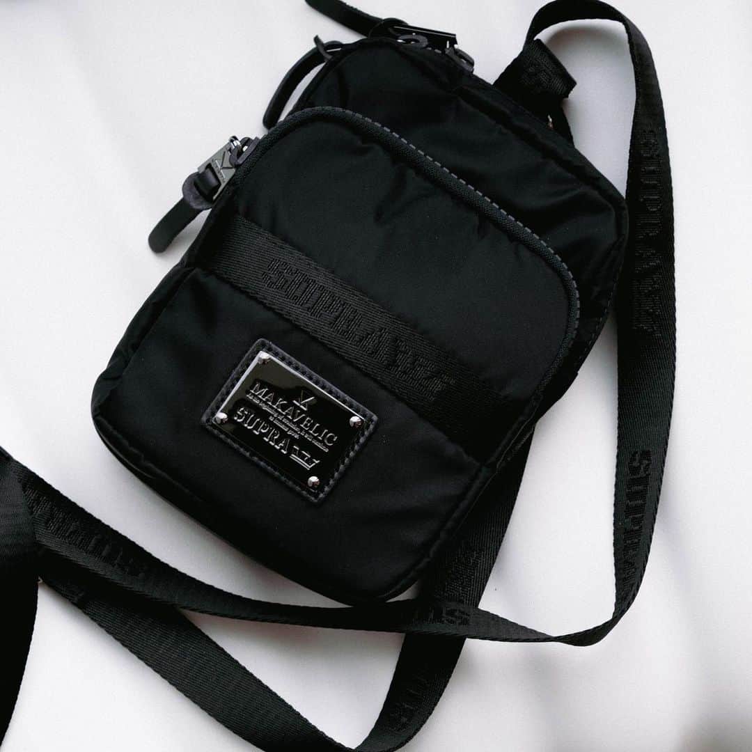 SUPRA TOKYOのインスタグラム：「. YEAR: 2019 ''SUPRA × MAKAVELIC'' 2WAY CROSS-TIE POUCH BAG JAPAN EXCLUSIVE  Archive Sale LIMITED QUALITY Available Online Store  #supraforever #supratokyo #makavelic  #bag #pouch」