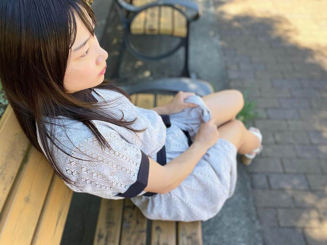 藍沢梨夏さんのインスタグラム写真 - (藍沢梨夏Instagram)「Only Upskirt, everyday❤️  やっぱりパンチラだよね？💕  ୨୧┈┈┈┈┈┈┈┈┈┈┈┈┈୨୧  【ファン参加企画第一弾】  Rikaに着て欲しい衣装をファンの皆様から募集します♡  ・トレーニングウェア ・ランジェリー（ブラ、ショーツなど） ・タイトミニワンピ ・水着（ビキニ、ブラジリアン、マイクロビキニなど） ・ストッキング ・えちえちな衣装㊙️　　　etc   皆様から募集します！ 採用された衣装はYoutubeで公開します♡  送付先はこちらです😋🌹  〒150-0001 東京都渋谷区神宮前5-47-11 ASTUDIO 305 藍沢梨夏宛  ୨୧┈┈┈┈┈┈┈┈┈┈┈┈┈୨୧  秘密の動画はonlyfansで...㊙️  ୨୧┈┈┈┈┈┈┈┈┈┈┈┈┈୨୧  #チラリズム探究家  #フェチ  #グラビア  #グラビアアイドル  #むちむち  #脚 #脚フェチ  #太もも  #スカート  #ワンピース #ポートレイト  #日比谷公園  #portraitgirl  #footfetishmodel  #gravure  #instagravure  #japanesegirl  #tokyogirl  #beautifullegs  #cutegirls😘  #pantyhosefetish #glamourmodel  #ootdstyle #hibiya」8月12日 22時02分 - rika.aisawa