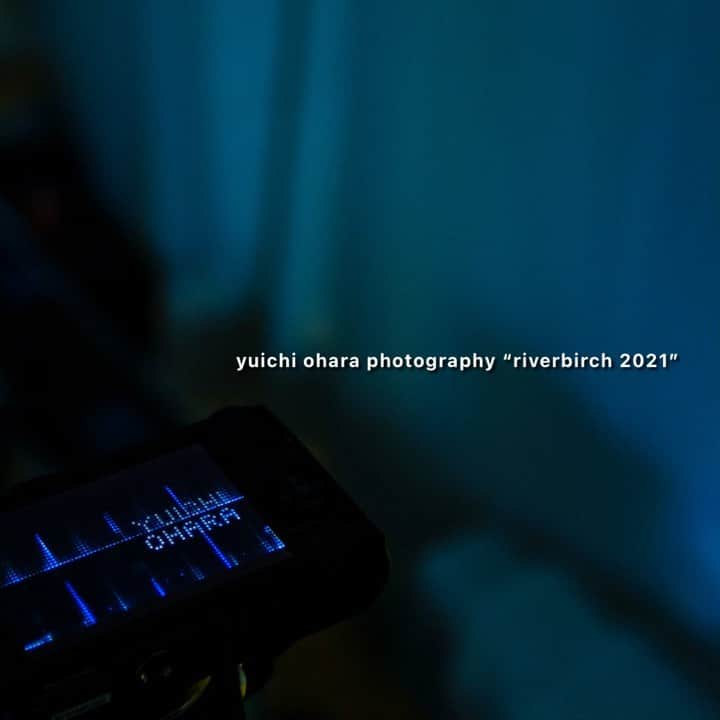 COLOR COMMUNICATIONSのインスタグラム：「yuichi ohara photography “riverbirch 2021” Photo Exhibition  明日、8/14(土)14:00から9/4(土)20:00の期間、東京西荻窪にあるスケートショップ RIVERBIRCH で写真展を開催します。今まで自分が撮ってきたスケートボードの写真をメインに飾りますので、お時間ある方は是非ご来店下さい。もちろんこの状況下ですので、体調管理等充分にお気をつけの上、マスク着用でお願いします。  また、今回の写真展限定のアイテムもご用意しておりますのでお楽しみに！  よろしくお願い致します。  #photoexhibition #写真展 #yuichiohara #colorcommunications #カラーコミュニケーションズ #カラコミ   ・・・・・・・・ @riverbirch_skateshop  8/14(土)から！ yuichi ohara photography “riverbirch 2021” 小原くんの写真展 @riverbirch_skateshopやります！期間は8/14(土)〜9/4(土) OPEN 14:00〜20:00になります。カラコミ（COLOR COMMUNICATIONS）を主催する小原くんのスケート Photo やスケートボード以外の写真などが店内に飾られます。 他にも写真展示を記念したカラコミとリバーバーチのコラボ Tシャツ、yuichi ohara photography “riverbirch 2021” ZINE を発売！  ※週一休み。店休日告知はインスタグラム（投稿、ストーリー）、GOOGLEビジネスなどで公開中。  ※ご来店の際は、事前に体調チェック、マスク着用お願いします。  ※小原くんは、8/14(土)、9/4(土)に店に来てくれる予定です。  #yuichioharaphotography #colorcommunications #riverbirchskateshop #skateshop #西荻窪」