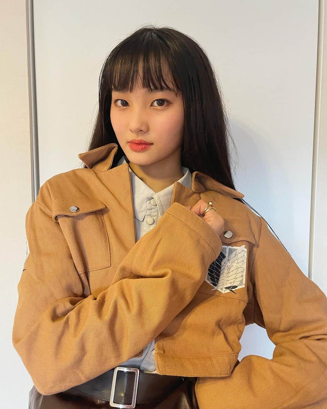 荻山こころさんのインスタグラム写真 - (荻山こころInstagram)「︎︎ めるぷちの企画で調査兵団のコスプレしたよ〜！！ 進撃のコスプレするの夢だったから幸せだった😭 YouTubeもみてね〜✨ #荻山こころ#こころ#毎日投稿#395日目#進撃の巨人#調査兵団」8月13日 20時30分 - ogiyama_kokoro