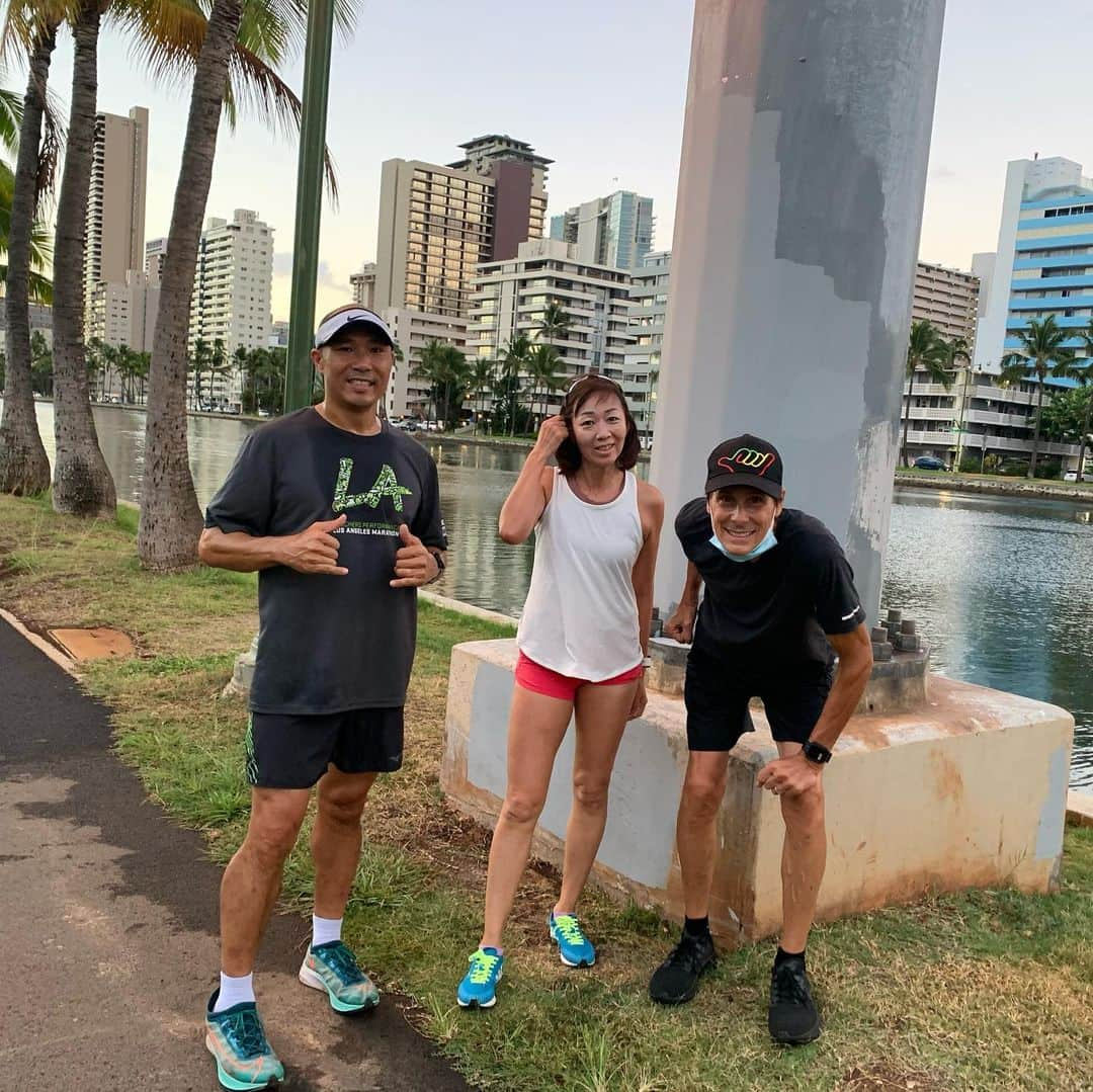 飯島寛子さんのインスタグラム写真 - (飯島寛子Instagram)「お仕事前に朝活 今日は優しいスピ練 走っているとたくさんの友達に出逢います。 #朝活　#hawaiirunning  #hawaiilie」8月13日 16時27分 - hirokoiijima