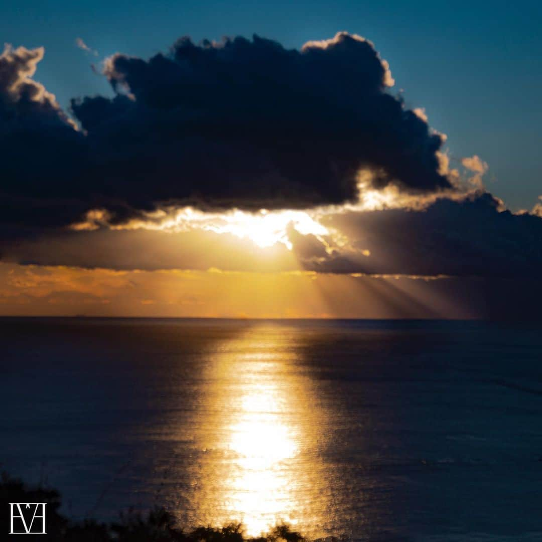 天照EVEさんのインスタグラム写真 - (天照EVEInstagram)「綺麗な光だったので #空 #風景写真」8月13日 18時49分 - amaterasueve