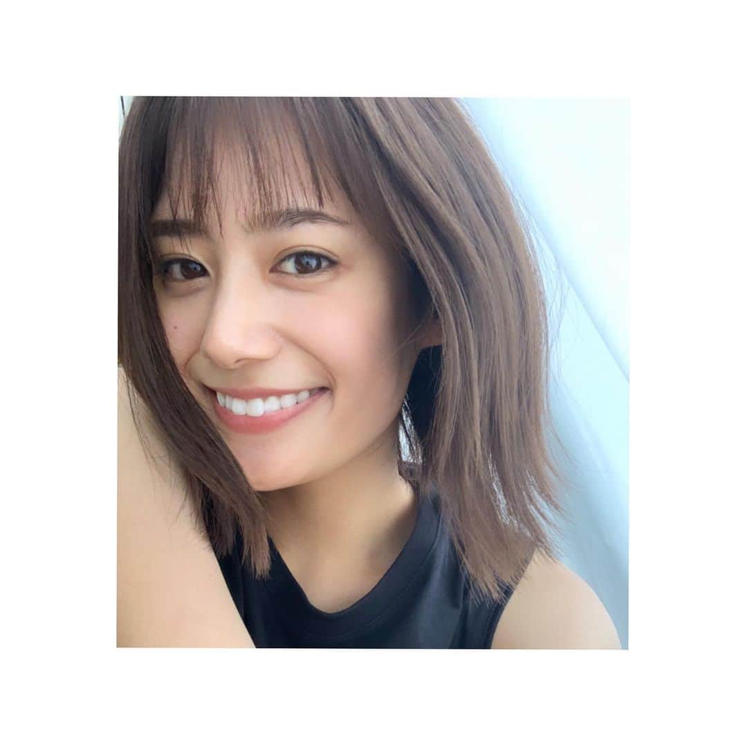 吉田志織さんのインスタグラム写真 - (吉田志織Instagram)「テレビ朝日 金曜ナイトドラマ「漂着者」 今夜11時15分〜(※一部地域を除く) 第3話の放送です！  ぜひご覧ください！☺️✨  #漂着者」8月13日 19時30分 - shiori_official_321