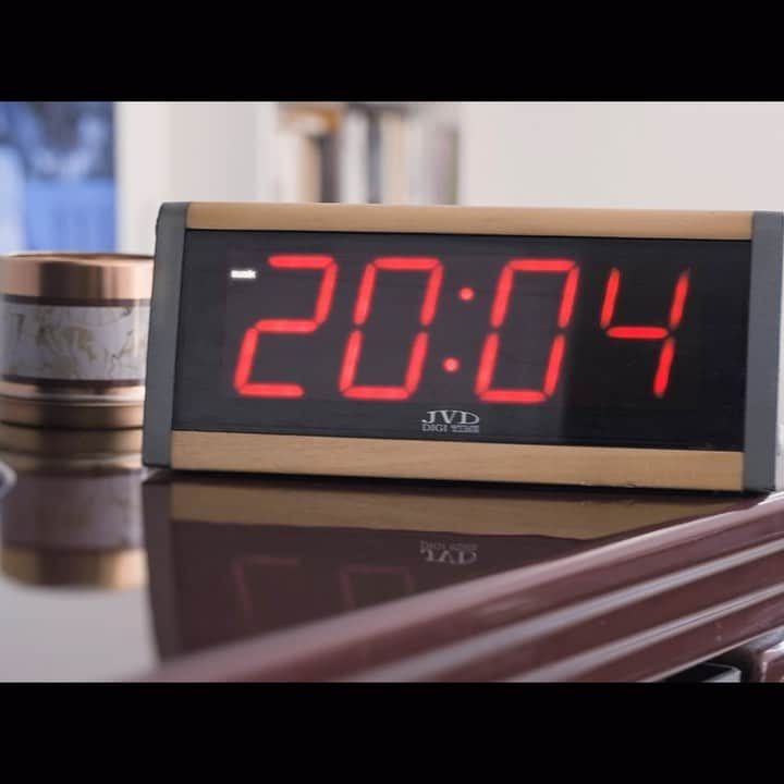 マルティン・シュクルテルさんのインスタグラム動画 (マルティン・シュクルテルInstagram)「Po 17 rokoch opat