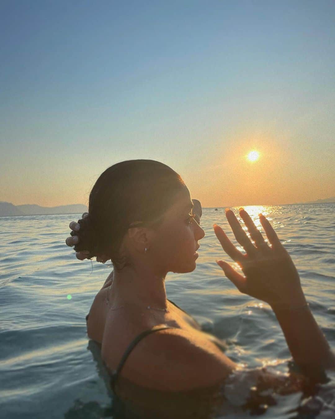 ユスラ・マルディニさんのインスタグラム写真 - (ユスラ・マルディニInstagram)「Summer feels💛」8月14日 3時03分 - yusramardini