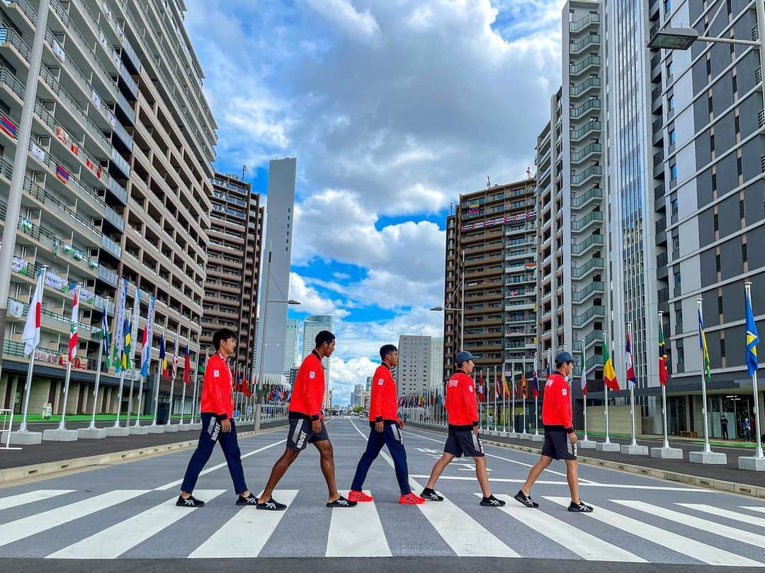 多田修平のインスタグラム：「ビートルズ🚶‍♂️」