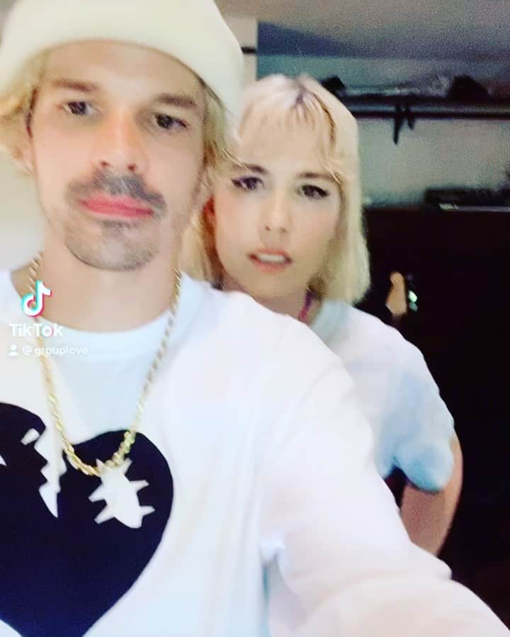 グループラブのインスタグラム：「Yoooooo to celebrate ten years of tongue tied madness we are going to drop a new version on all streaming platforms with your verse on it. Duet this in Tik Tok. We’ll be picking a winner ❤️ bring the heat」
