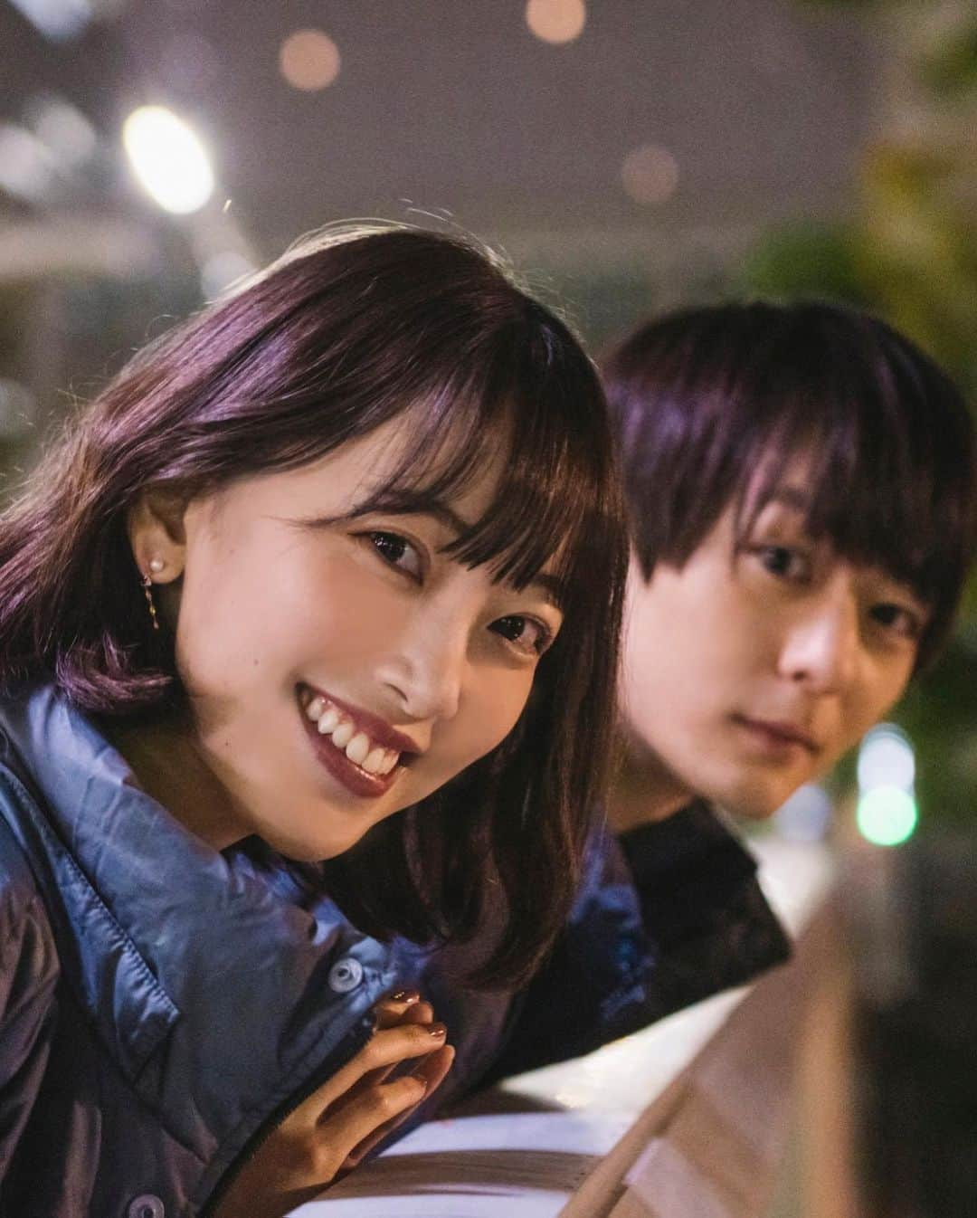 堀未央奈さんのインスタグラム写真 - (堀未央奈Instagram)「🕊  サレブル5話オフショット☺︎  臨場感のある写真でお気に入りです🕺🏻 この写真は、藍子がまだ結婚する前の時の服で撮りました!  ちょっとsingoutの衣装っぽくて 乃木坂感じました🕺🏻🕺🏻  6話もお楽しみに!  藍子まだまだ暴れますよ〜😈 藍子が暴れすぎていて私は o.aを見ながらもはや笑っています🤣 実際周りにいたら嫌だけど ドラマ内でのキャラクターなので ご安心を🦭  見逃した方は是非TVerなどで ご覧ください🤍  @sareburu_mbs   #サレタガワのブルー #サレブル」8月14日 16時53分 - horimiona_official