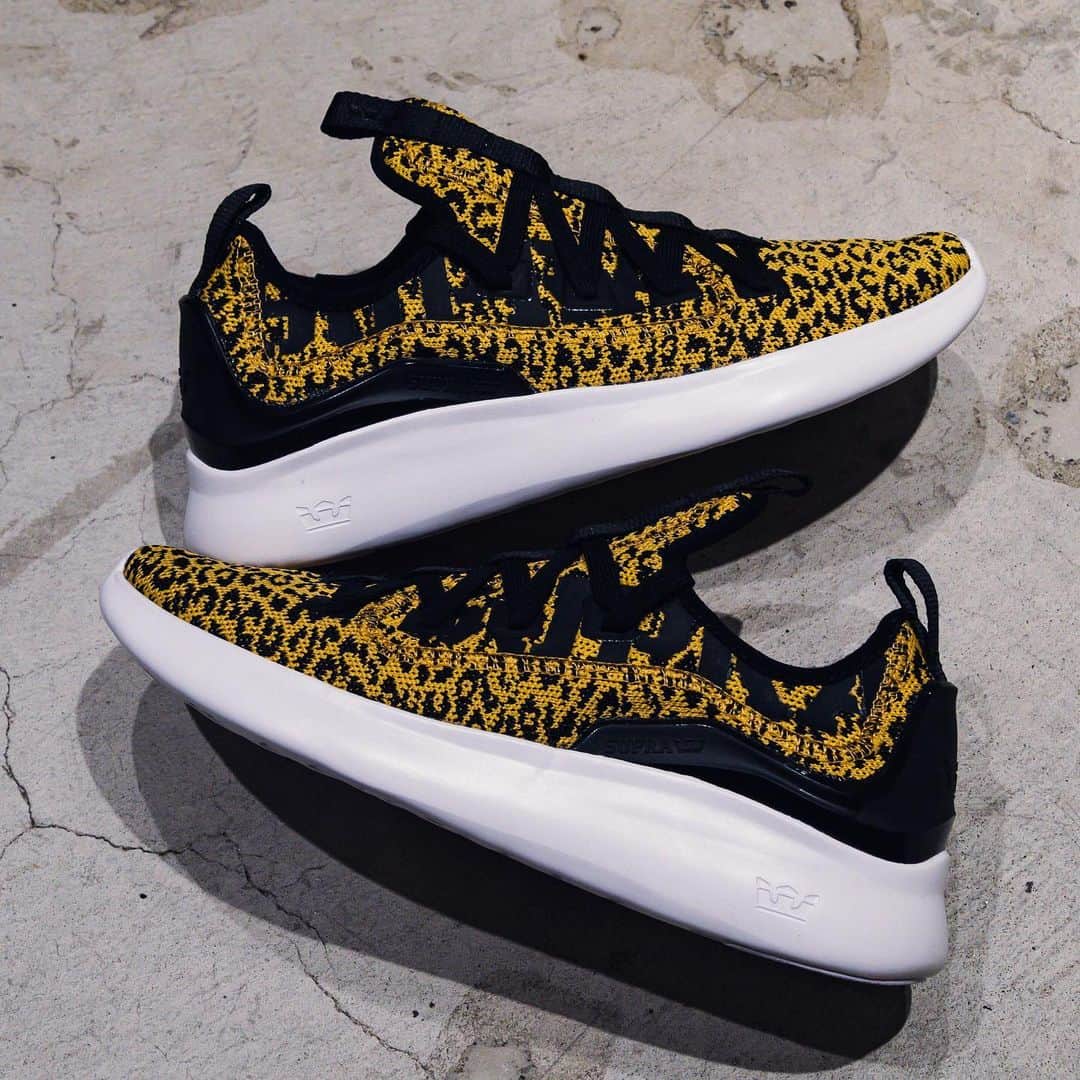 SUPRA TOKYOのインスタグラム：「. YEAR: 2019 ''FACTOR / ANIMAL WHITE''  Archive Sale LIMITED QUALITY Available Online Store  #supraforever #supratokyo #kicks #sneakers #animal」