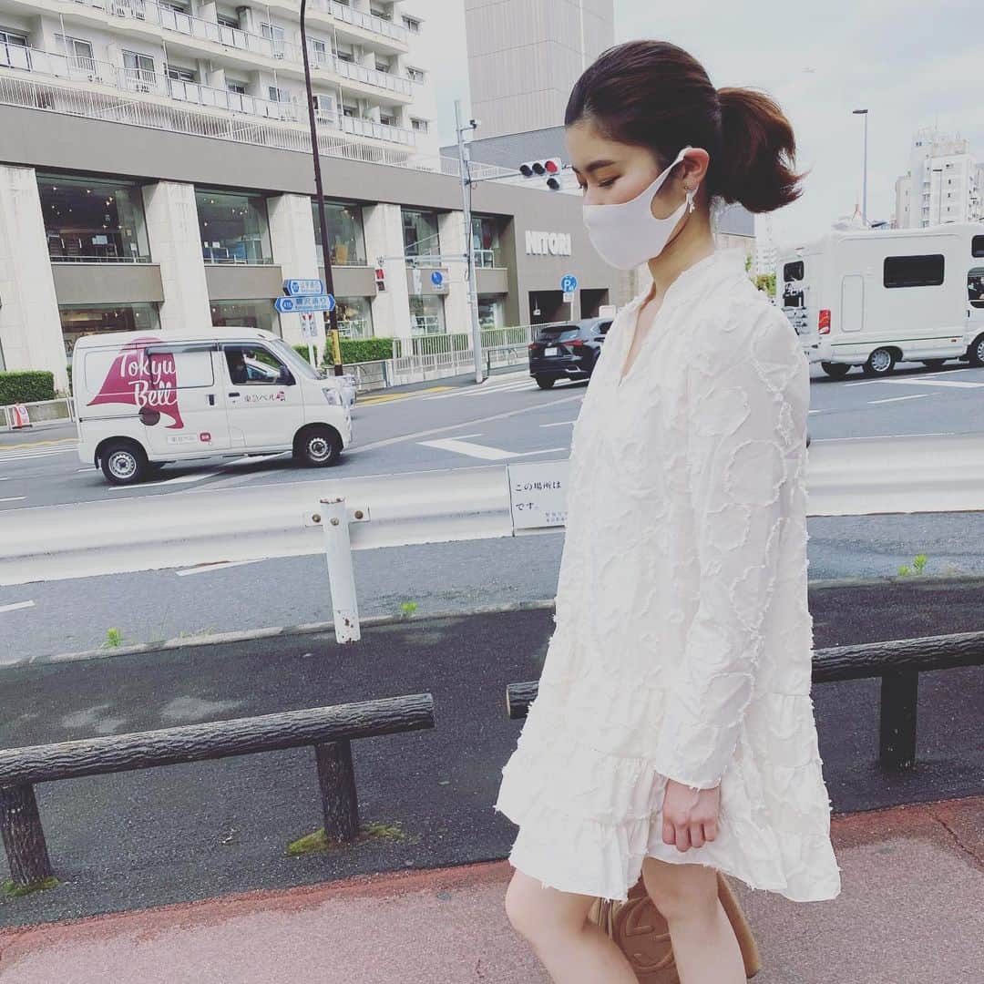 坂口佳穂さんのインスタグラム写真 - (坂口佳穂Instagram)「いつかのあおいと😉 彼女といる時はとにかく歩く。 もうしんどいと思うくらい歩いたから今までこの距離歩きたくないなあていう距離もすーごい楽に感じるようになった😊 こういう感覚日々沢山だよね🌱 いつもありがとう😊  #🍦」8月14日 22時33分 - s_ka_ho