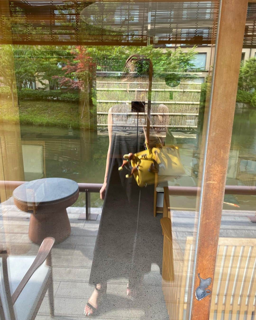 yuiさんのインスタグラム写真 - (yuiInstagram)「. . . 今まで京都で泊まった(あまり泊まった事ない😂) ホテルでトップレベルに気に入っている @fskyoto 🌿 . . らむちゃんと一緒に行けなかった事だけが心残りだけど、また行きたいなぁ♡ 🤱 . . 広いお庭がとにかく気持ち良くて、リラックスできる🌿 .  #forseasonshotelkyoto #forseasonshotel  #yuiinkyoto#yuitrip✈️ #ゆい旅 #マタニティライフ#マタニティコーデ#ゆいのママライフ」8月15日 7時47分 - yuiram