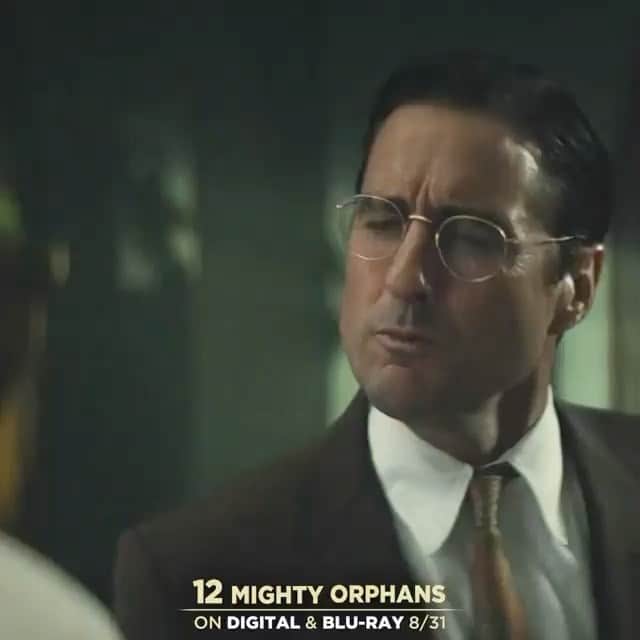 レイン・ギャリソンのインスタグラム：「@12mightyorphans out on digital August 31st! See why 97% of the audience were blown away by this inspiring true story! @sonyclassics」