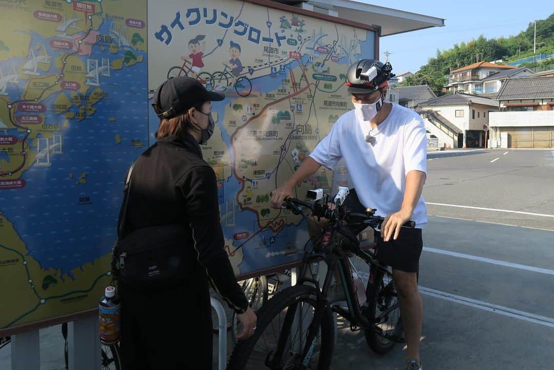 内田朝陽のインスタグラム：「#チャリ飯旅 🚴‍♂️  全行程 約55km 自走で走破させて頂きました👍  ご覧いただきありがとうございます。  #しまなみ海道 #テレ東 #テレビ東京 #自転車 #サイクリング #cycling  #ソロキャンプ #キャンプ飯　 #調理師　 #調理師免許」