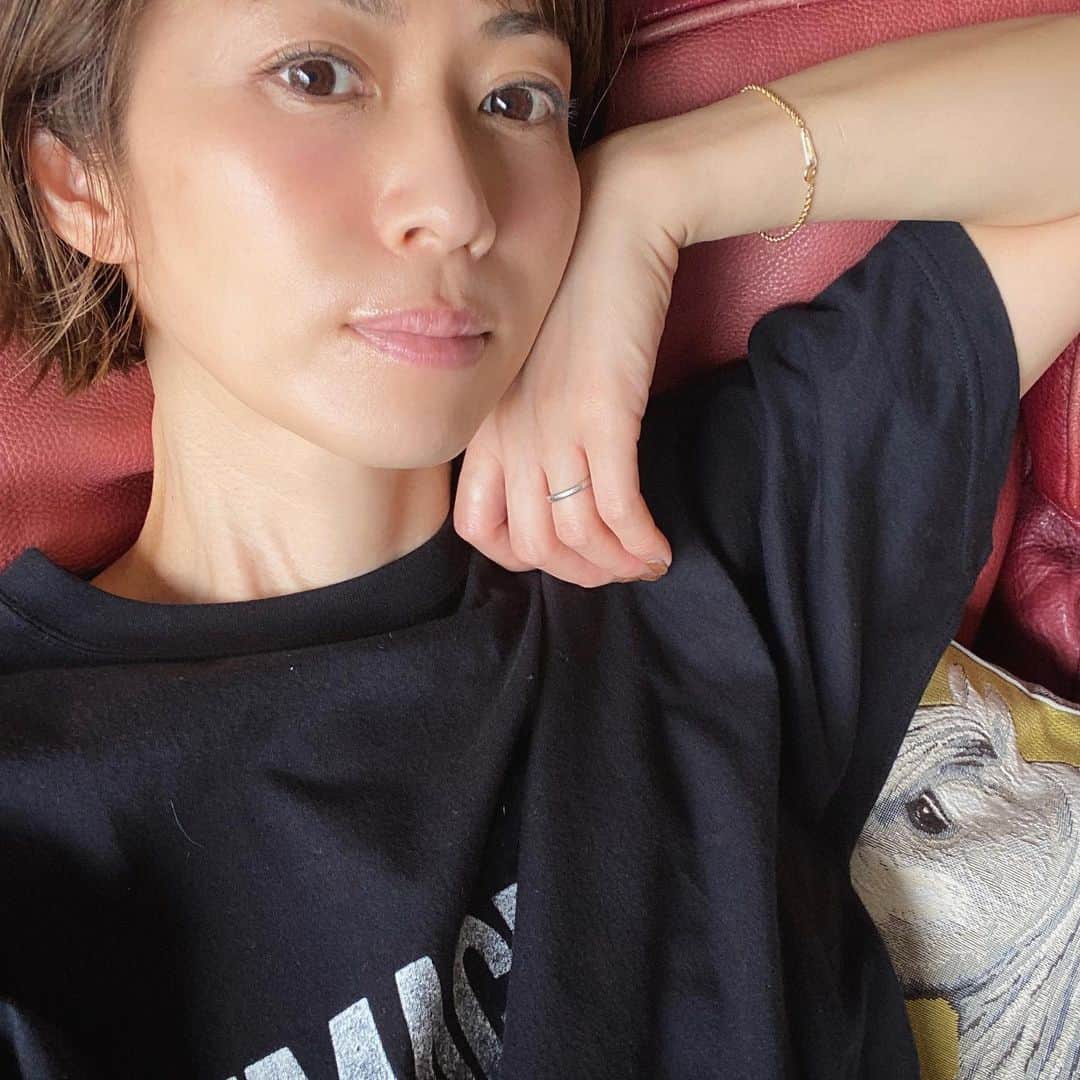 畑野ひろ子のインスタグラム：「今週はバタバタな日が続いたので、午前中は、休み休み片付け☺️」