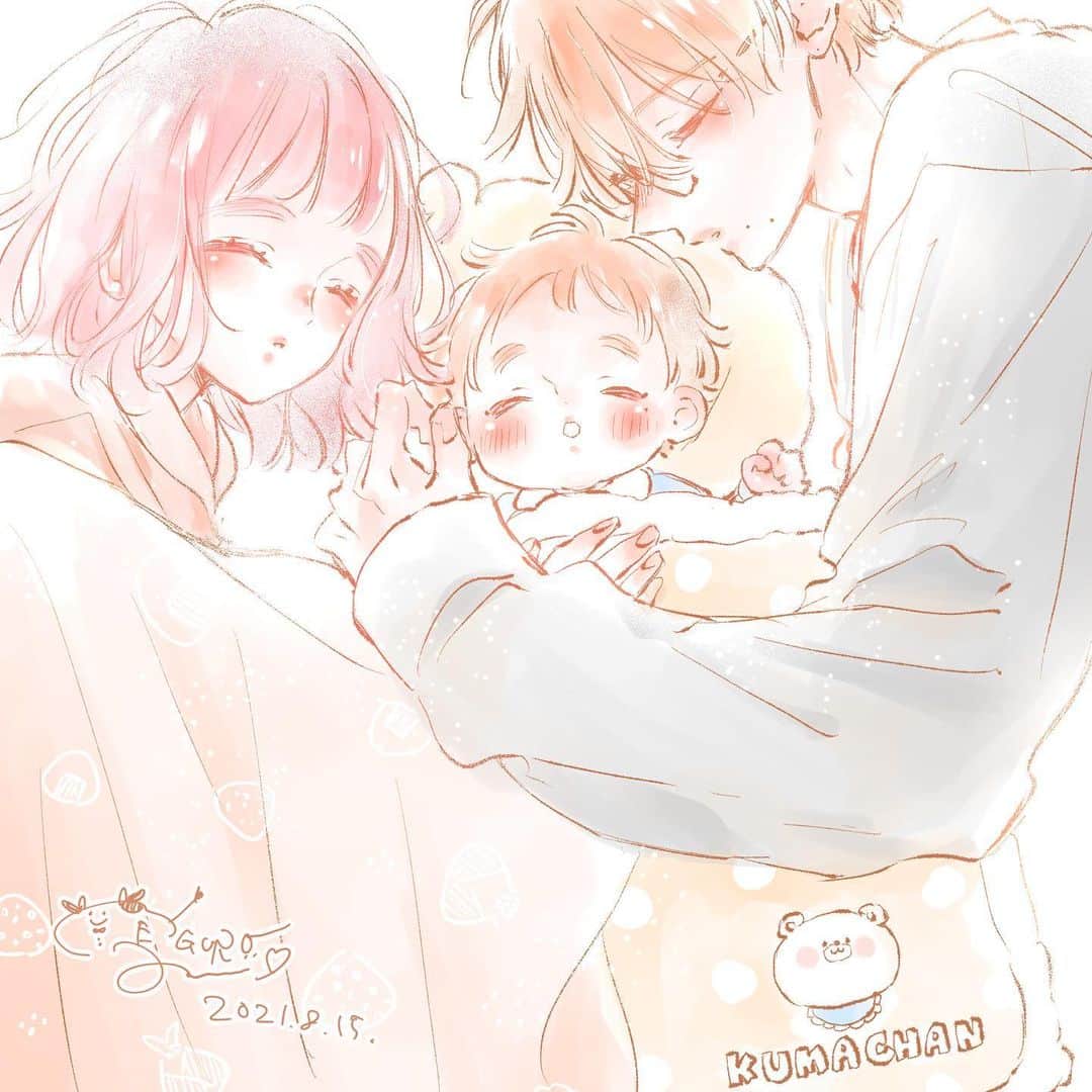 のインスタグラム：「⁡ 橘先生休日の一コマ ⁡ 子とともに気づいたらお昼寝してた嫁にブランケットかけて子の耳触りつつ2人の寝顔眺めてたら橘先生もいつの間にか寝てしまった休日の午後 ⁡ 千花は耳フェチなのでよく小豆や子の耳触ってる👂そして寝落ち ⁡ コメントや♡ありがとうございます🙏 番外編の感想も嬉しいですーー！😢✨ ⁡ #てをつなごうよ #てをつな #少女漫画」
