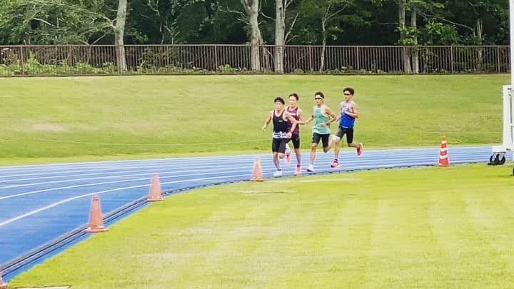 高久龍のインスタグラム：「たまには練習風景も。 1200m×8本 R:200m 強い後輩たちと。  #yakult #rfajapan #gamoa #garmin #tabio #nike #heartz  #千歳 #合宿 #ヤクルト格闘家」