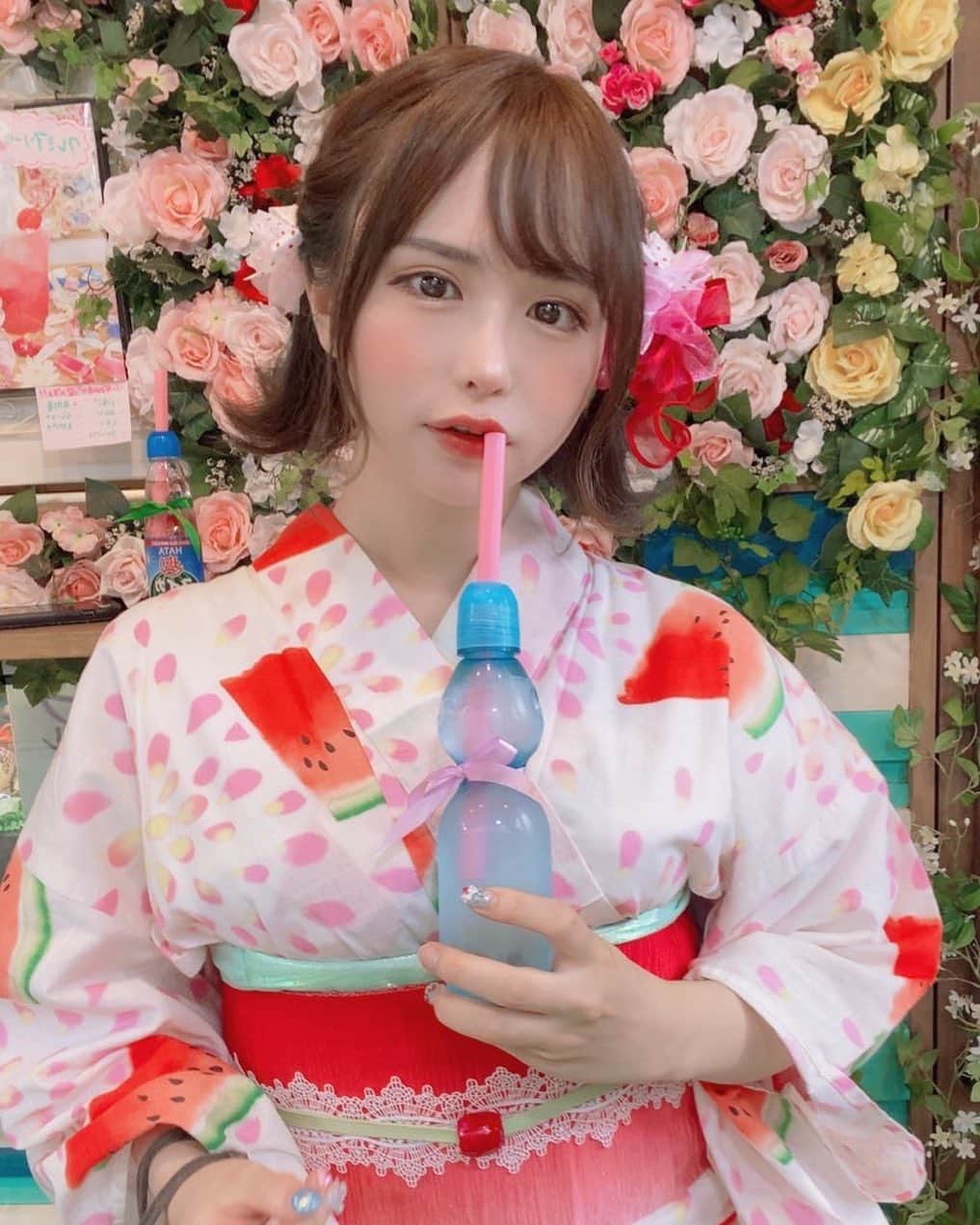 日向すずさんのインスタグラム写真 - (日向すずInstagram)「子供心と乙女心を忘れないママだよ( ⸝⸝ • ̫ • ⸝⸝ )」8月16日 12時08分 - osuzudashi_