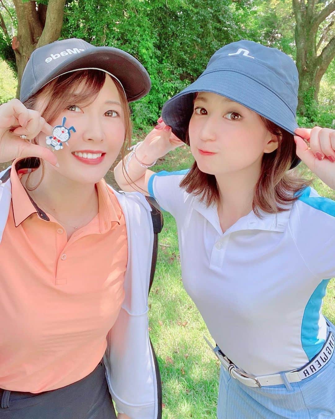 ガランダサーのインスタグラム：「⁡ この夏お気に入りのバケットハット👒🌻 ⁡ 邪魔かと思いきや、つばがある分涼しいし快適♩ もっと色々集めたいなぁ♩」